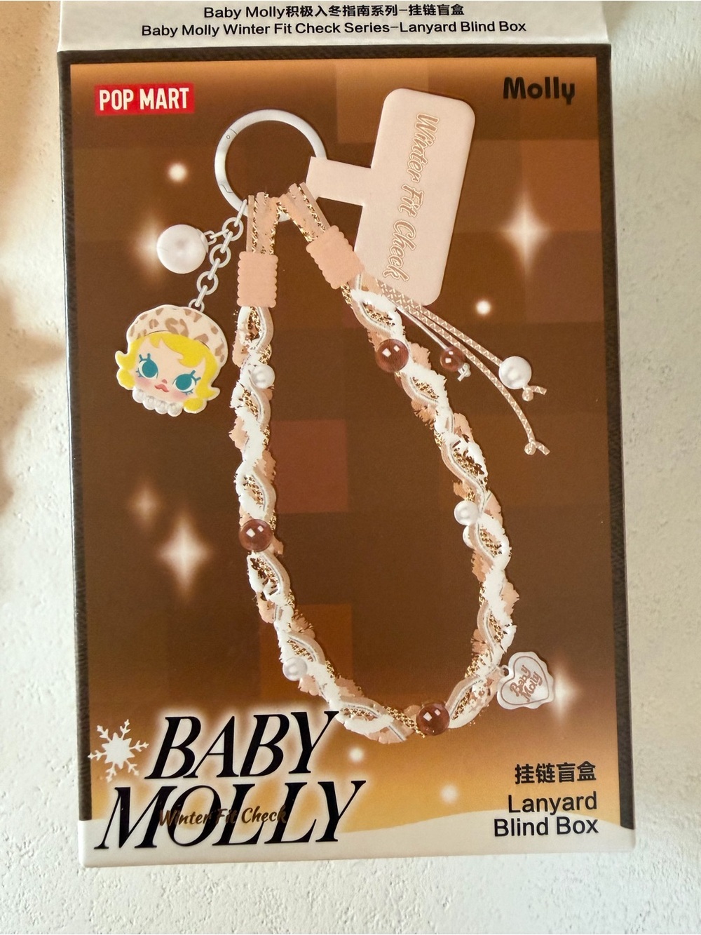 Baby Molly Winter Fit Check phone lanyard “Freezing Magic” - Picture 4 of 7